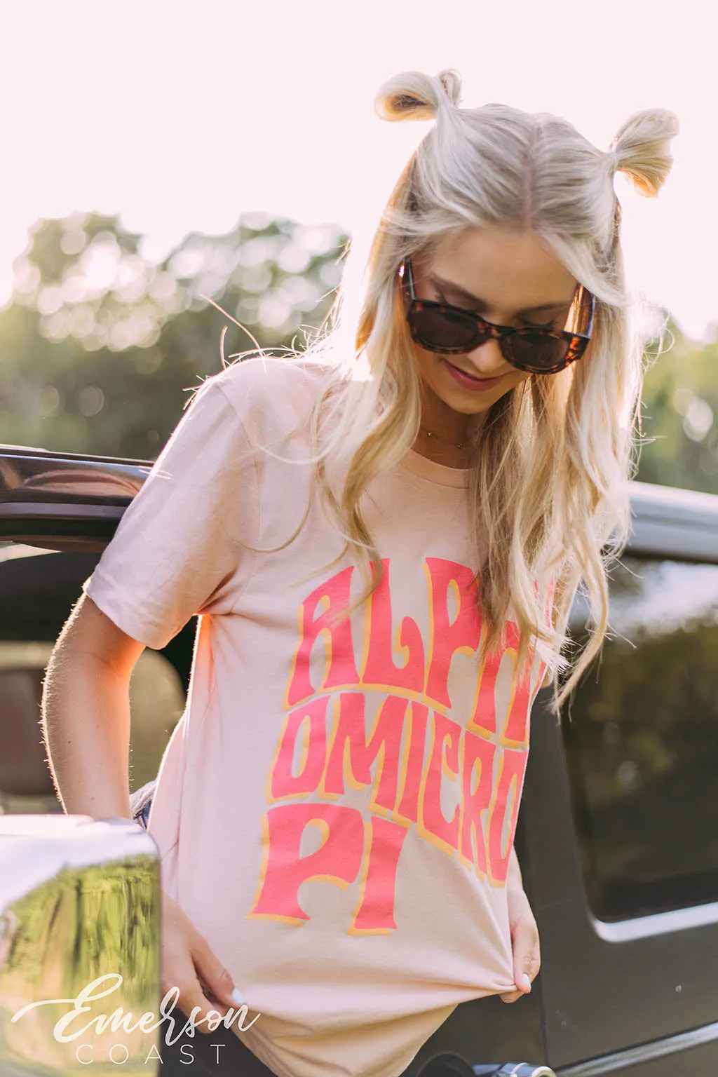 Alpha Omicron Pi Retro Summer Tee