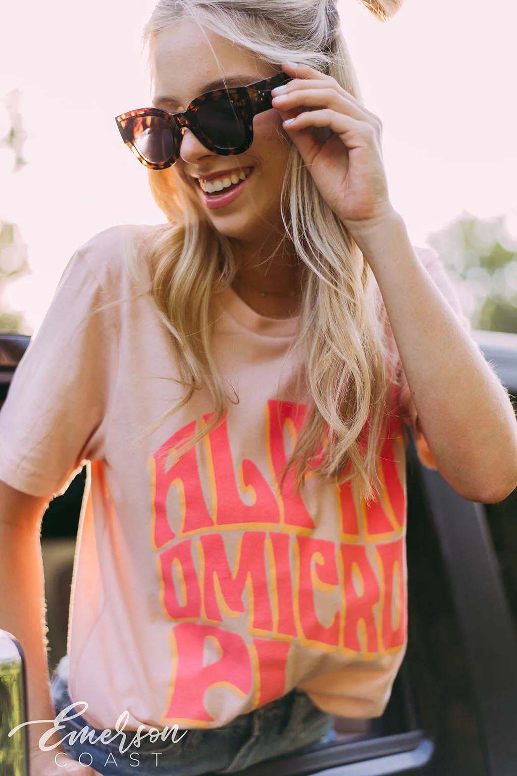 Alpha Omicron Pi Retro Summer Tee