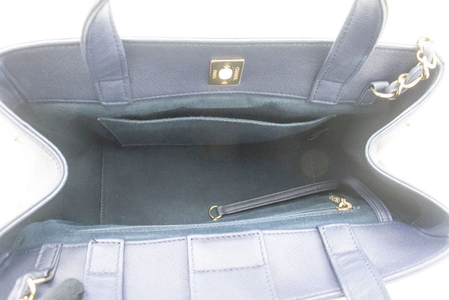 CHANEL Navy Grained Calfskin Leather Shoulder Bag Handbag Quilted p44