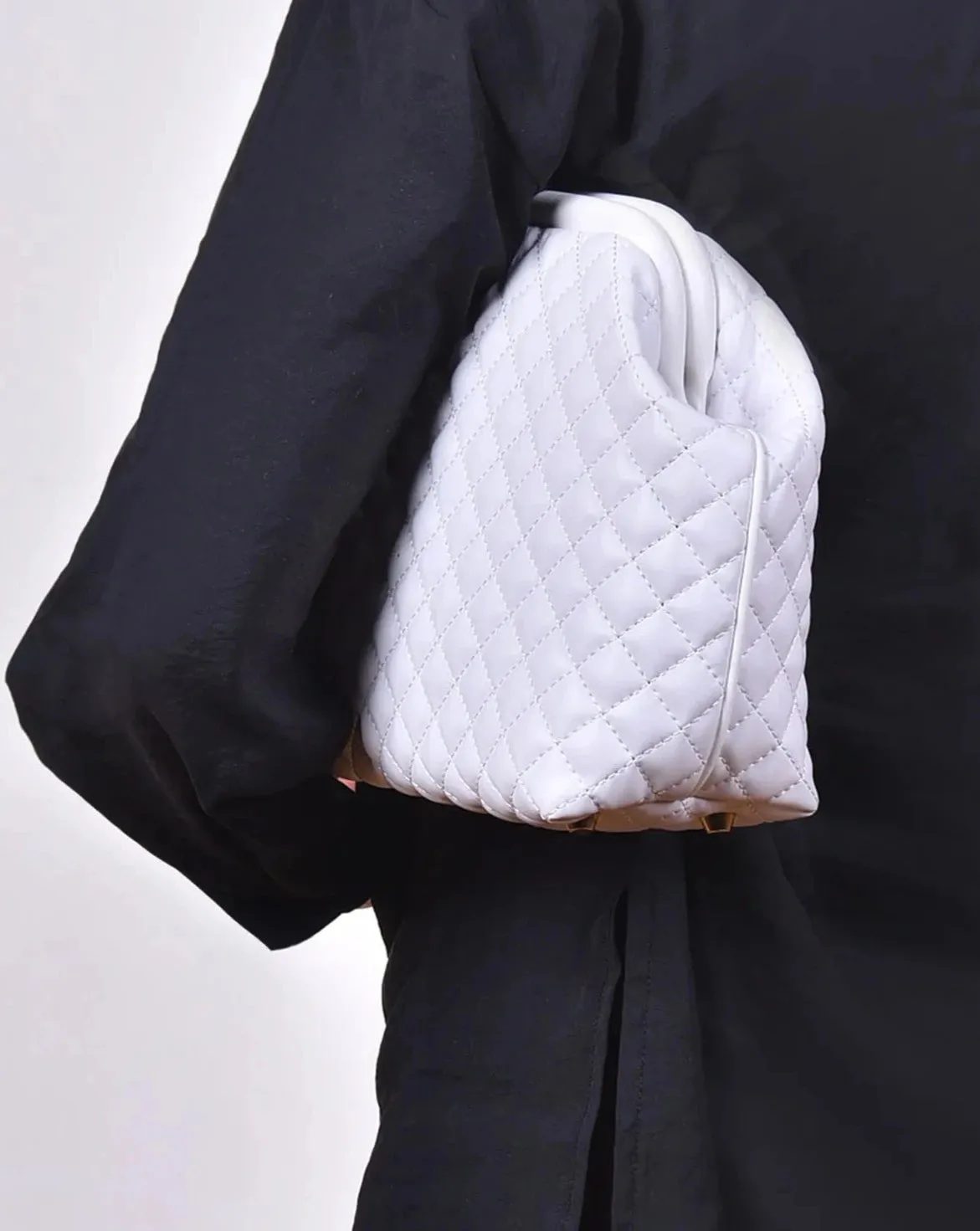 Chic White Quilted Clutch Handbag