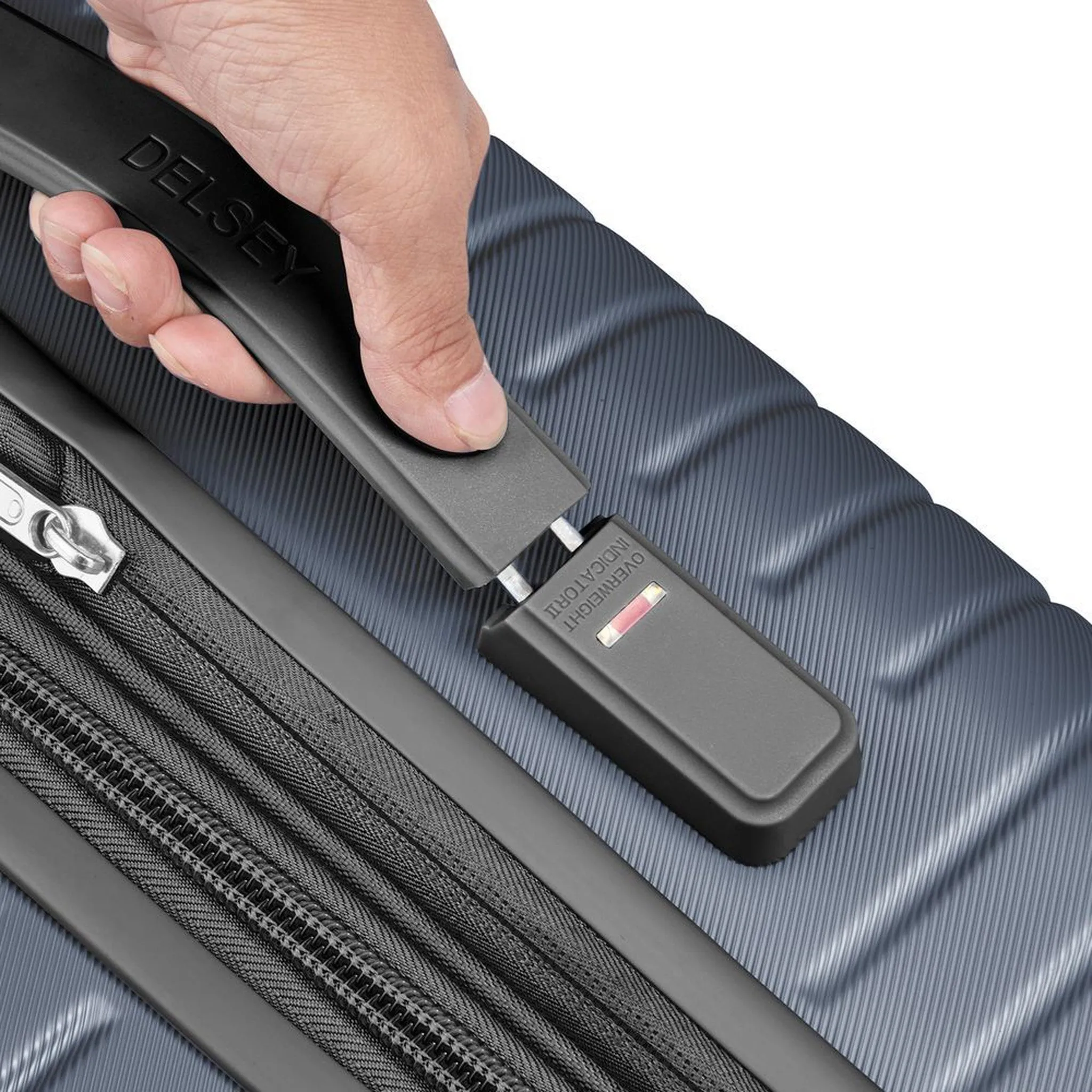 Delsey Cruise 3.0 24" Expandable Spinner Upright