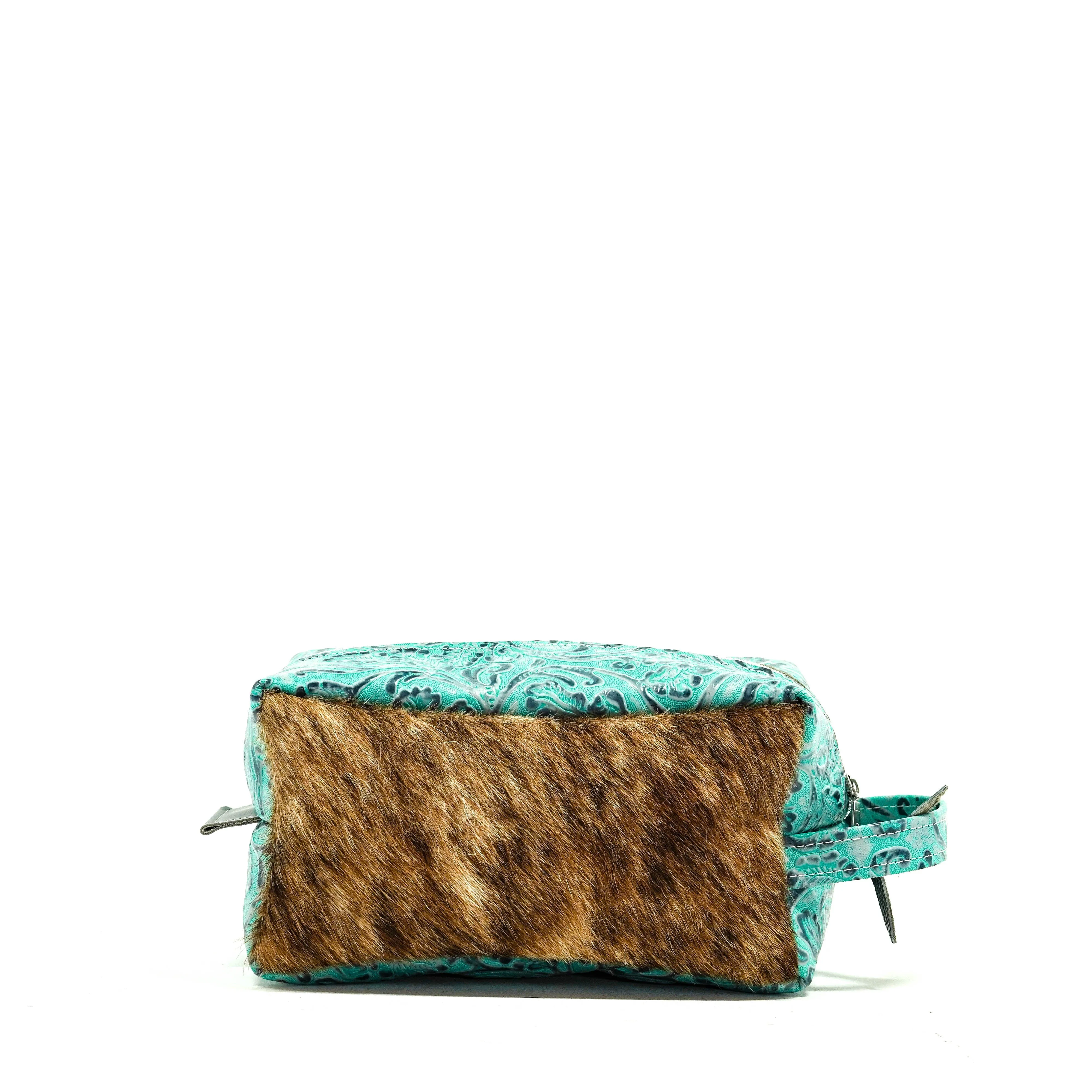 Dutton - Light Brindle w/ Royston Tool