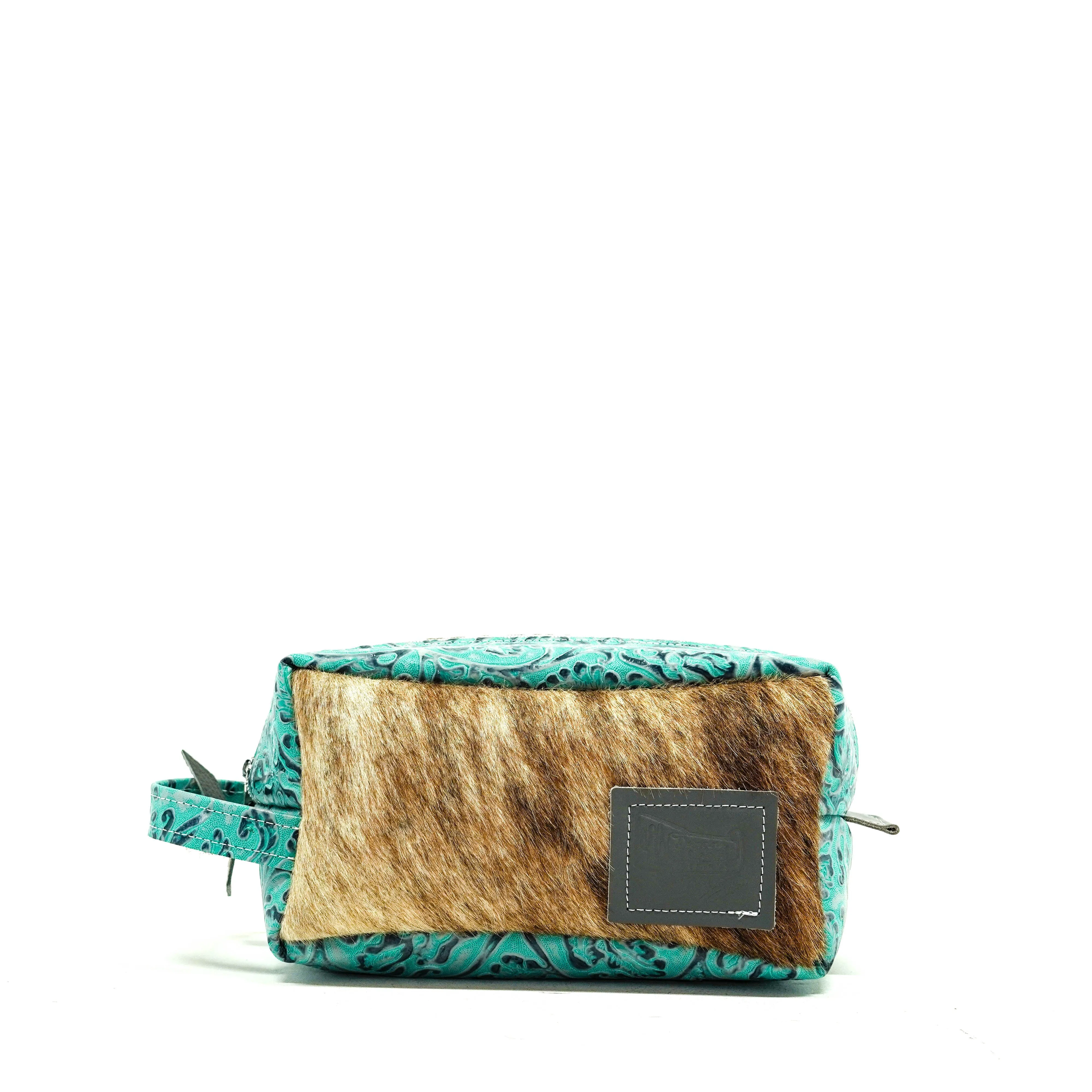 Dutton - Light Brindle w/ Royston Tool
