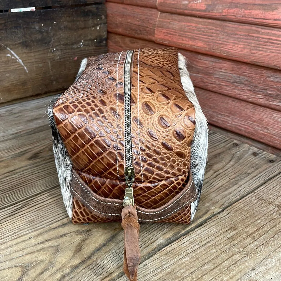 Dutton - Light Brindle w/ Saddle Croc