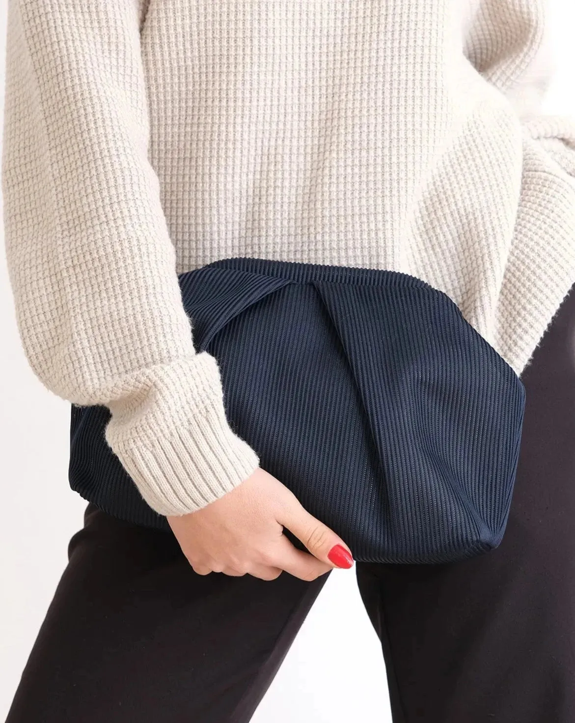 Elegant Yellow Pleated Clutch Handbag