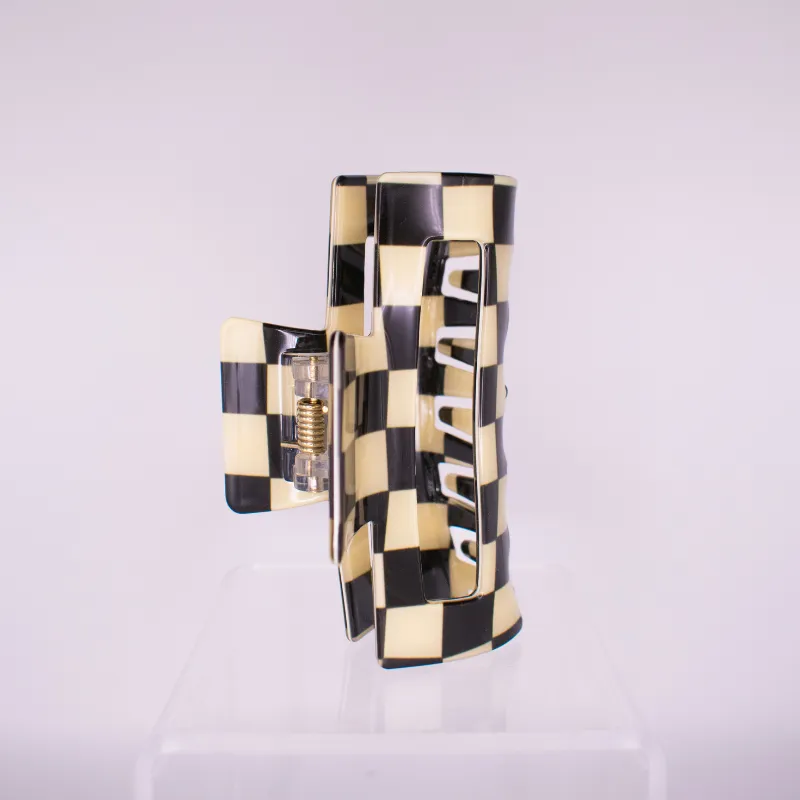 Gildie Medium Retro Claw Clip