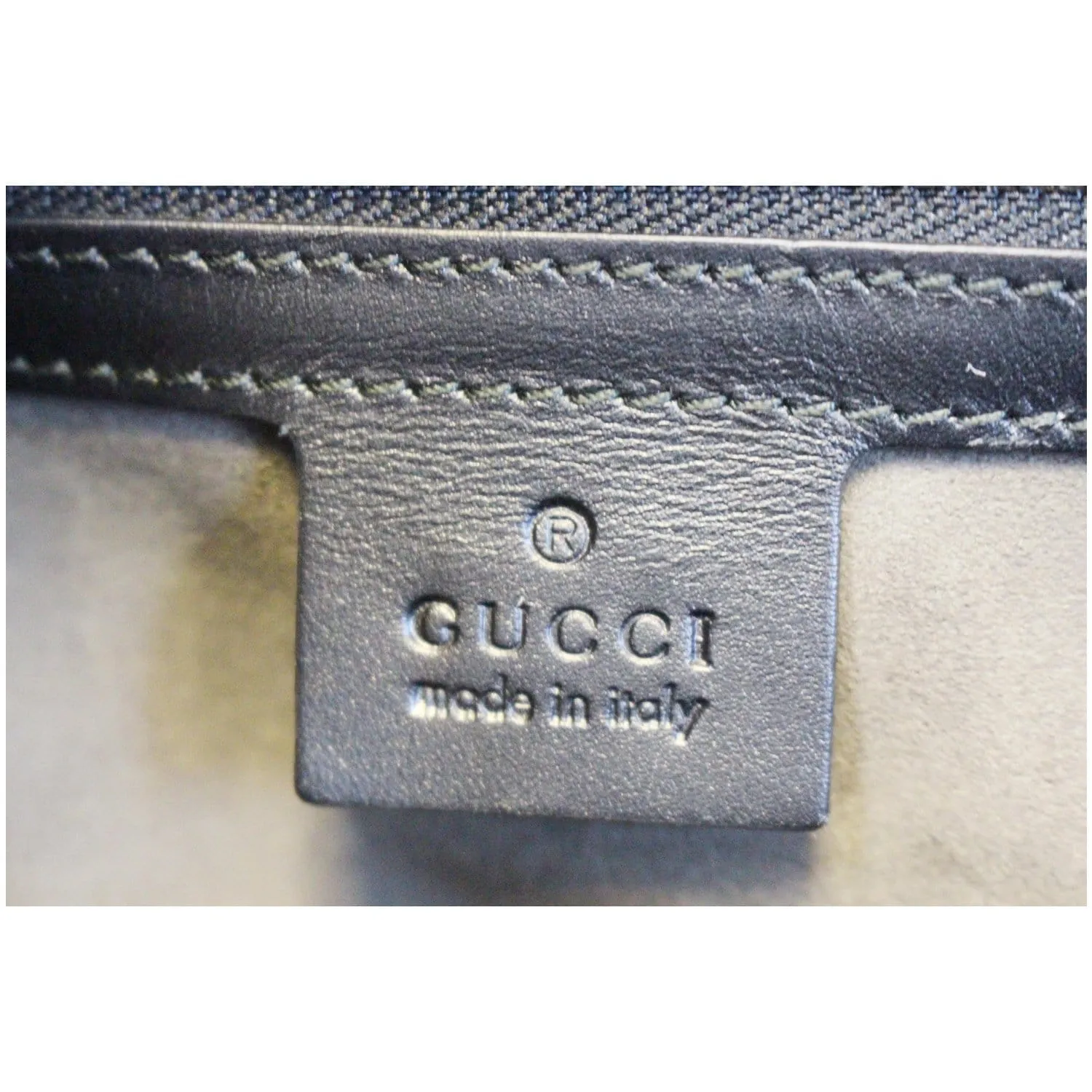 GUCCI GG Supreme Duffle Travel Bag Beige/Black