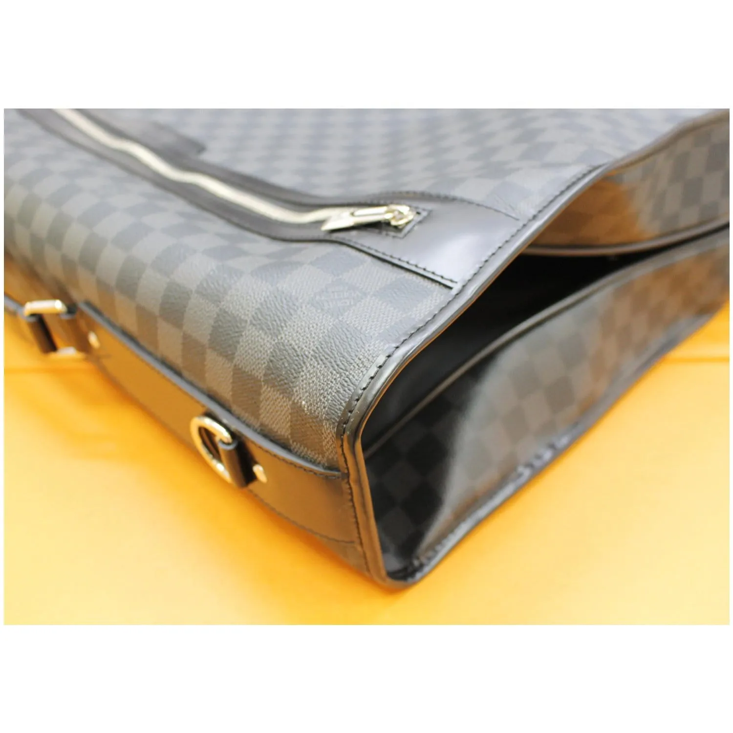 LOUIS VUITTON 3 Hangers Damier Graphite Garment Bag Black - 15% OFF