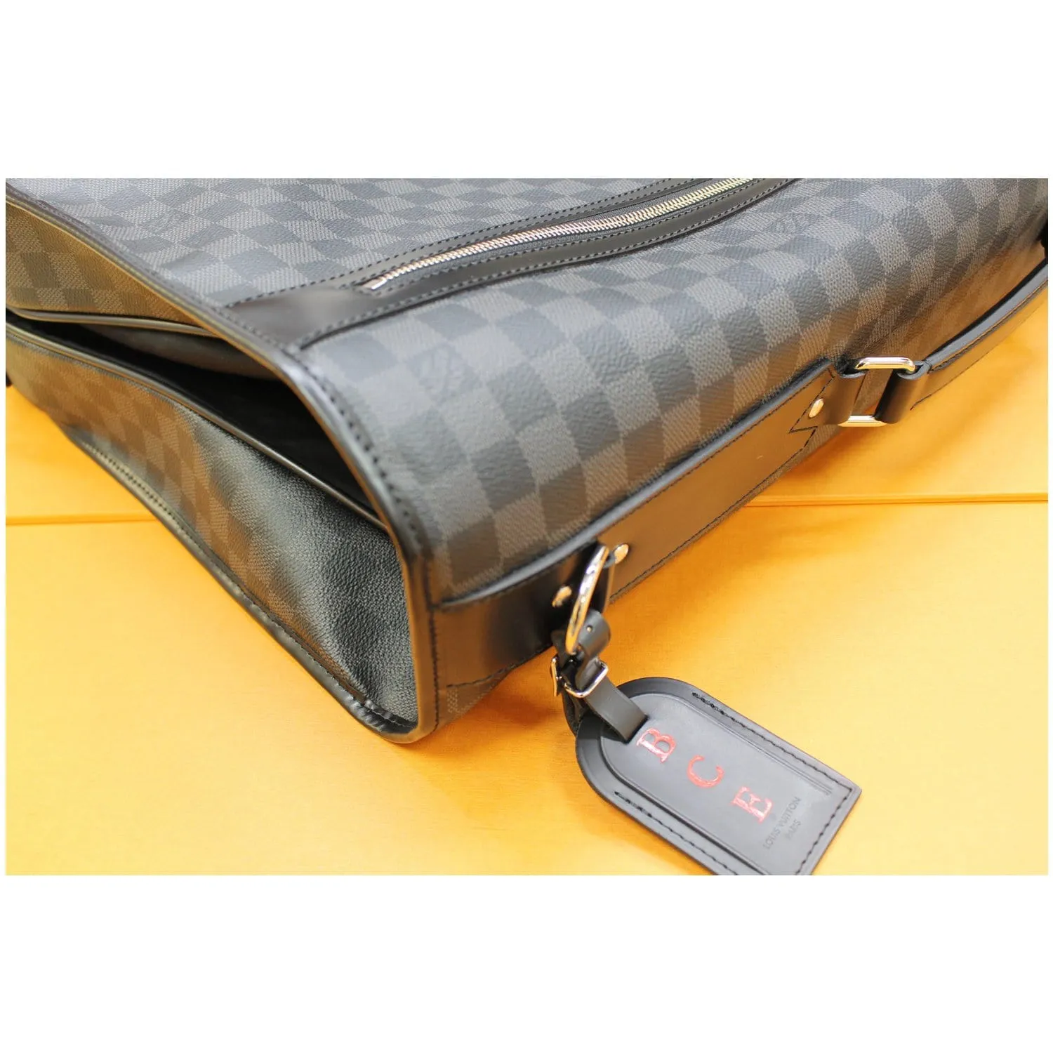 LOUIS VUITTON 3 Hangers Damier Graphite Garment Bag Black - 15% OFF