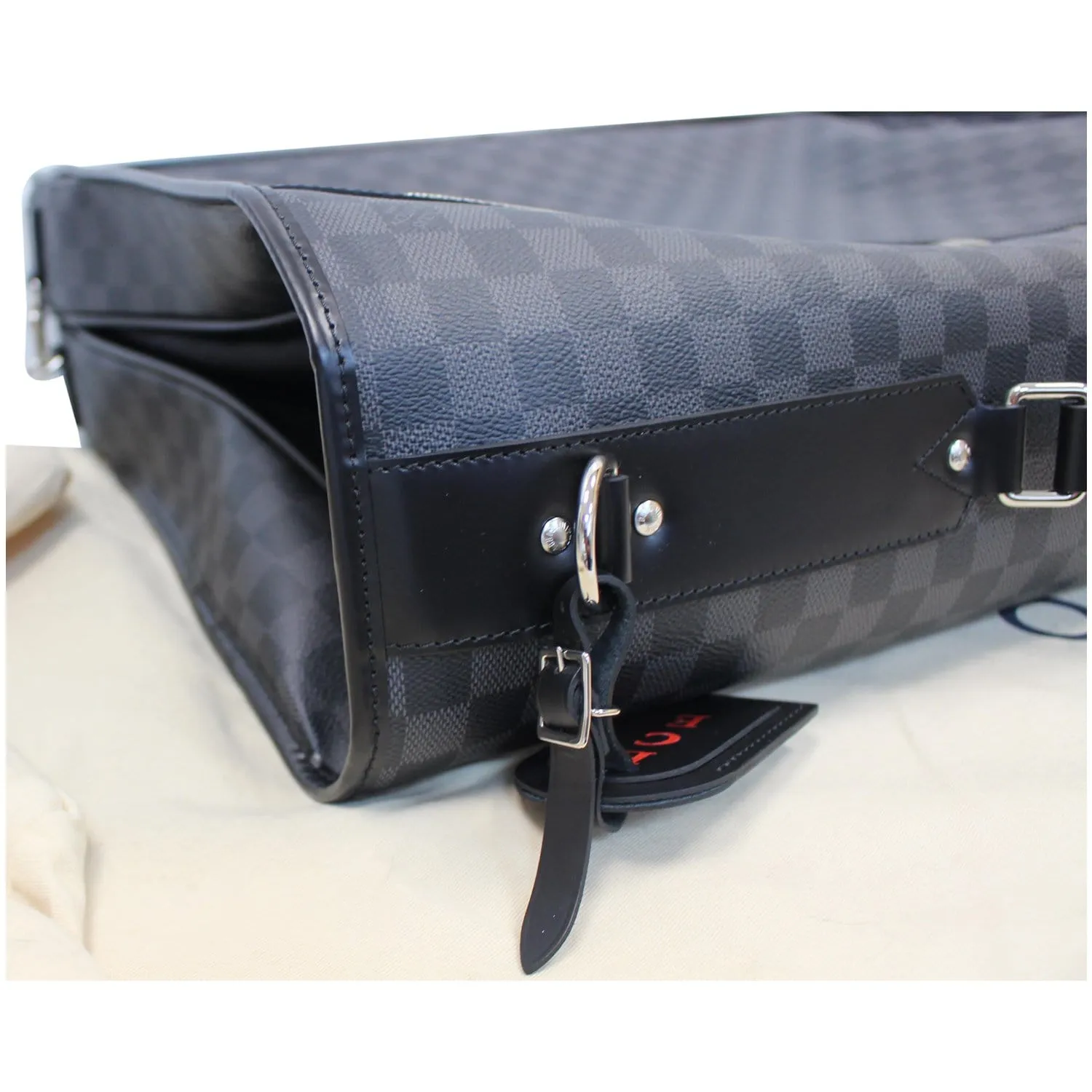 LOUIS VUITTON 3 Hangers Damier Graphite Garment Bag Black - 15% OFF