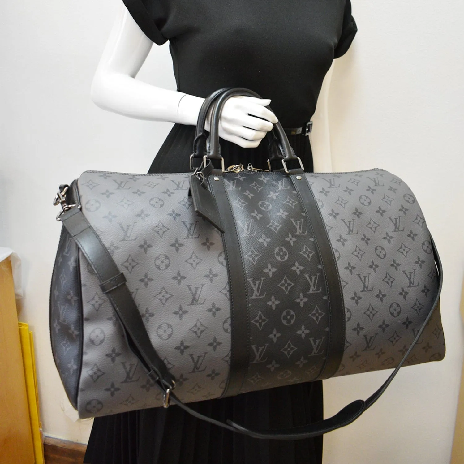 LOUIS VUITTON Keepall 50 Bandouliere Monogram Eclipse Travel Bag Black