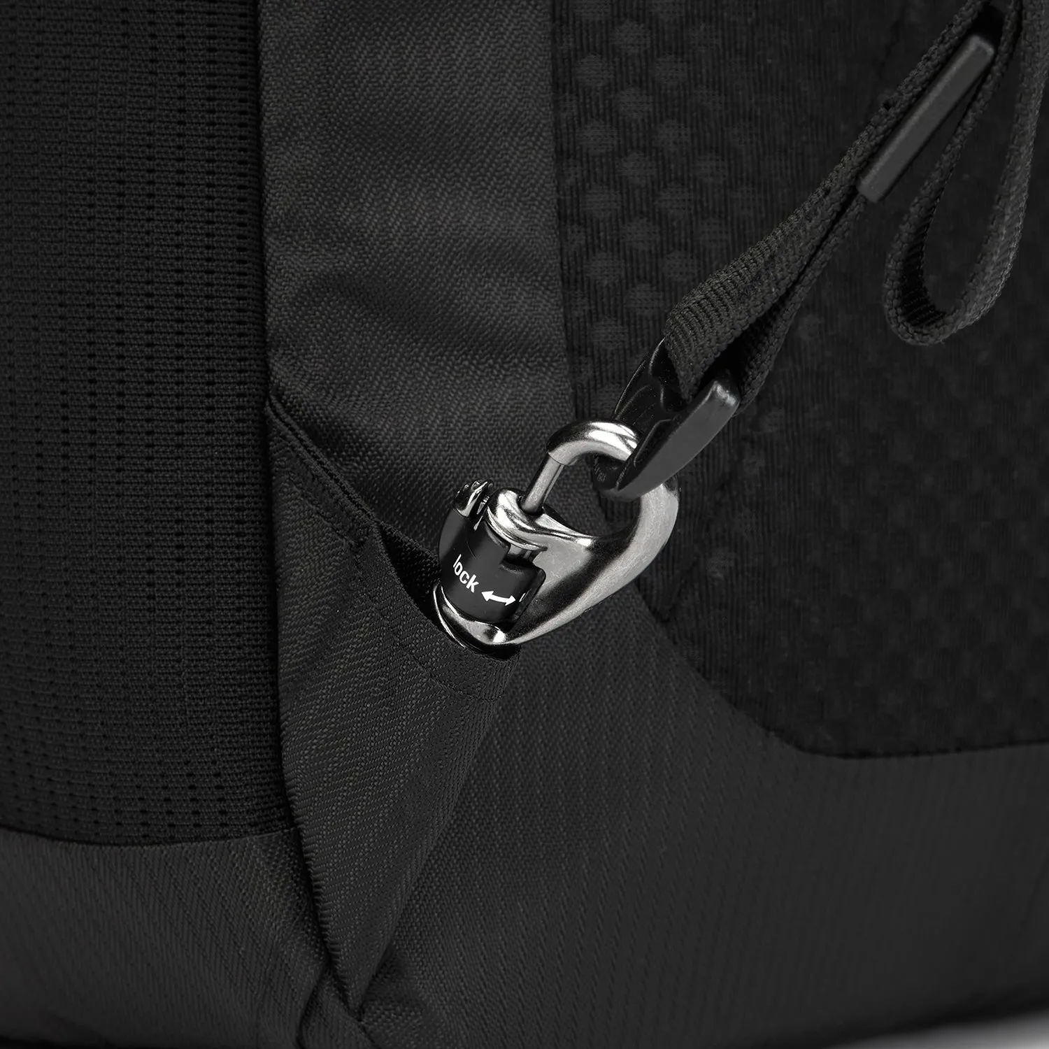 Pacsafe® LS450 Anti-Theft 25L Backpack