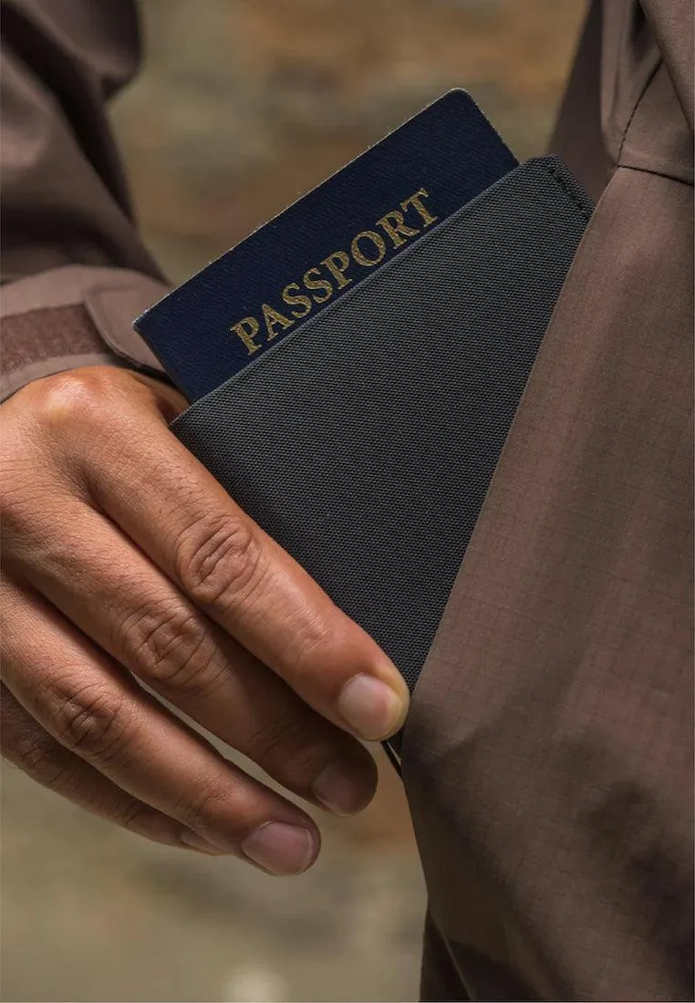 Pioneer Passport Wallet Baby Black Ballistic