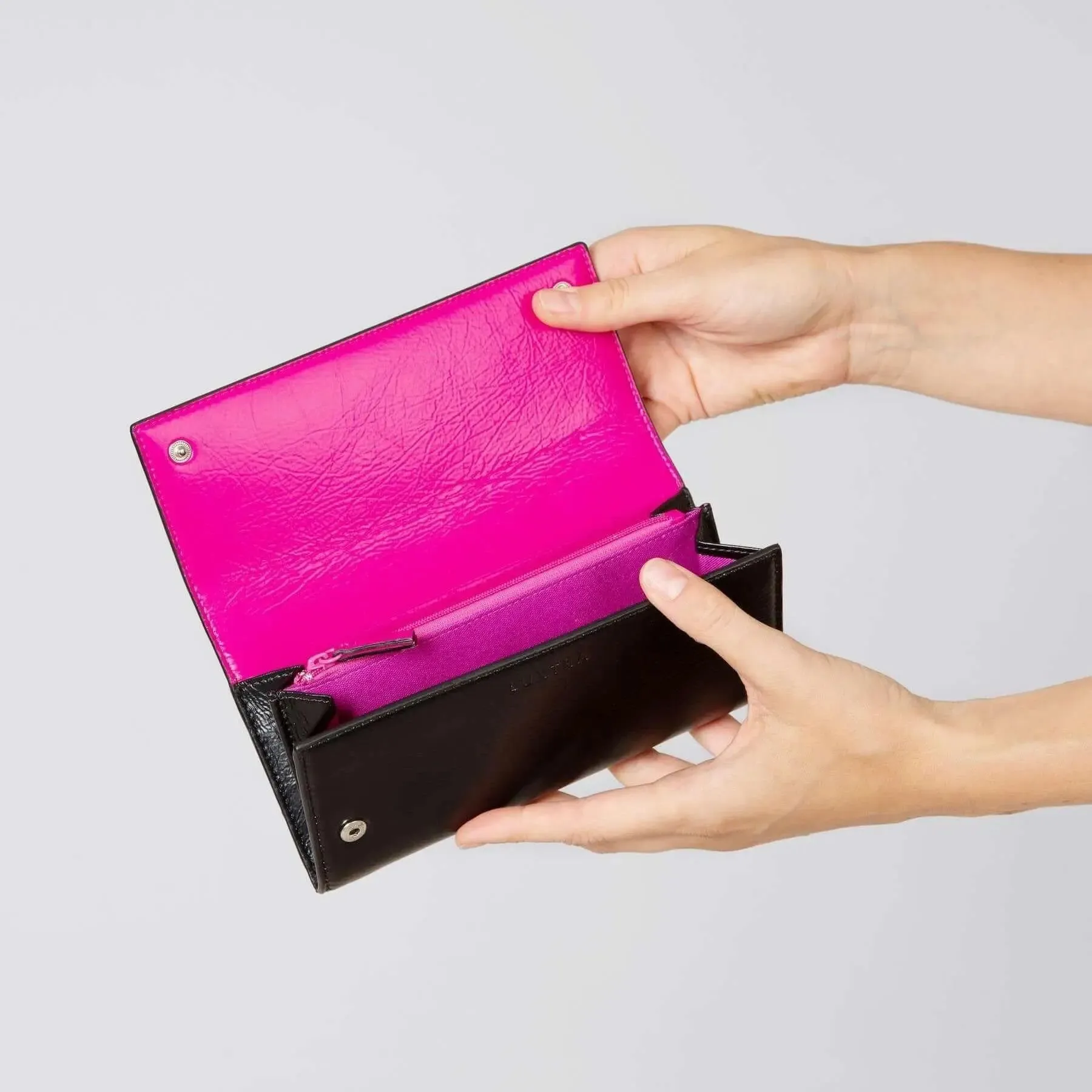 Vegan Esther Wallet - Black And Fucsia